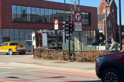 Måtte stenge deler av Jernbanegata