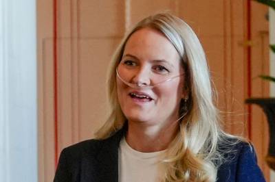 Hadde pustehjelp på mottakelse på Slottet