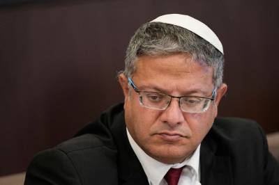 Israelsk sikkerhetsminister etterforskes i Italia