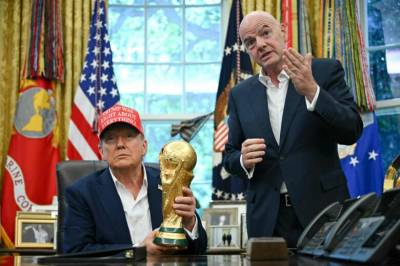 Presset på Infantino øker