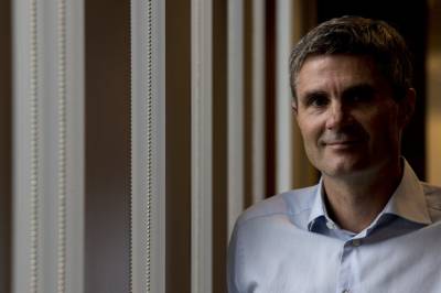 Aker selger Cognite til Schneider Electric for 30,7 milliarder kroner