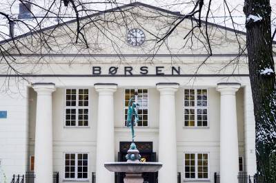 Oslo Børs åpner i rødt etter oljeprisfall