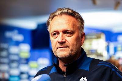 width=device-width, initial-scale=1