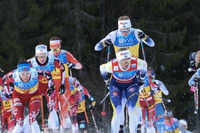 Live: 20 kilometer skiathlon