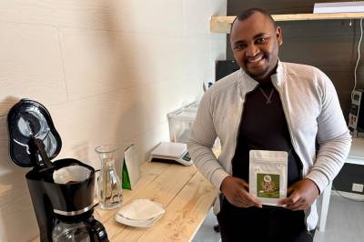 width=device-width, initial-scale=1