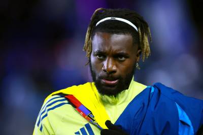 Forlater klubb etter rasisme mot døtrene: – Absurd og meningsløs oppførsel