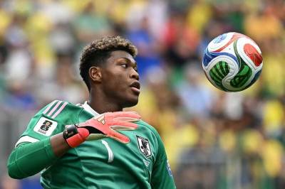 Sky Sports: Aston Villa henter japansk keeper