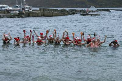 Søvikbaderne gikk i vannet
