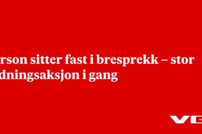 Person sitter fast i bresprekk – stor redningsaksjon i gang