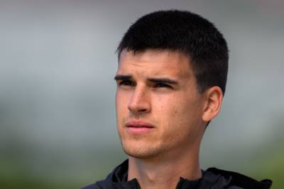 Skandalescener i svensk toppkamp – slagsmål på og utenfor banen