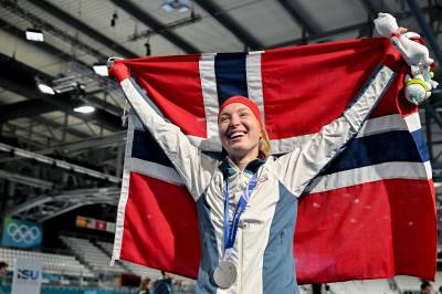 OL-helten sier nei til olje-penger: – Krasjer med det jeg står for