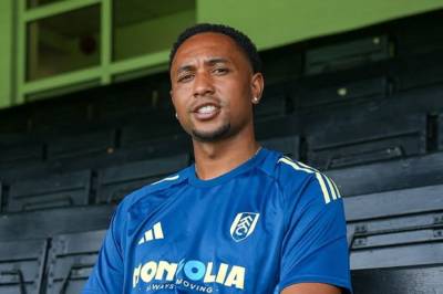Kenny Tete sier nei takk til Everton og signerer ny avtale