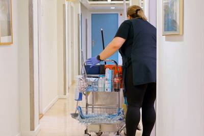 Flere kjemikalier samtidig kan forsterke stoffenes effekt på huden