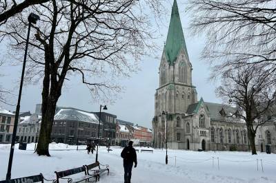 Fortsatt kaldt, og én dag vil det snø tett