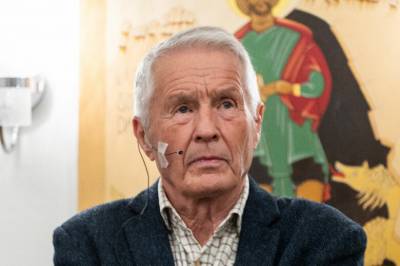 Jagland benekter at han var på Epstein-øya