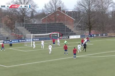 Raste etter at dette ble dømt som mål – se videoen og døm selv