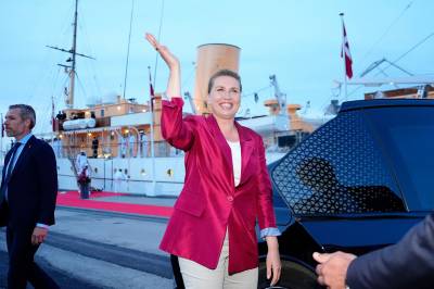 Mette Frederiksen presenterer regjeringsavtale klokken 16