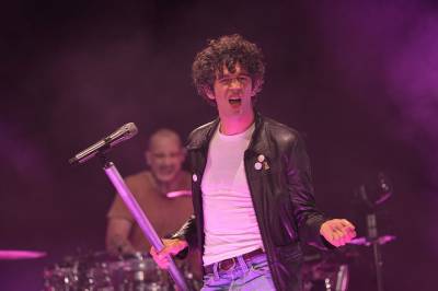 The 1975-stjernen giftet seg med modell-kjæresten