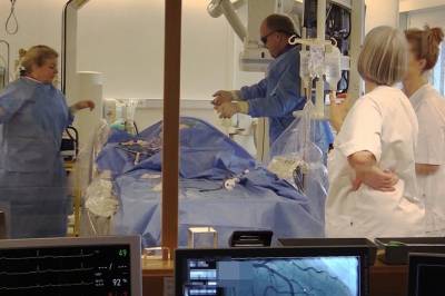 Lager nasjonale retningslinjer for behandling av hjerteinfarkt: – Folk skal være trygge