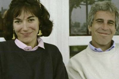 Ville se henne i «stramt lærantrekk»