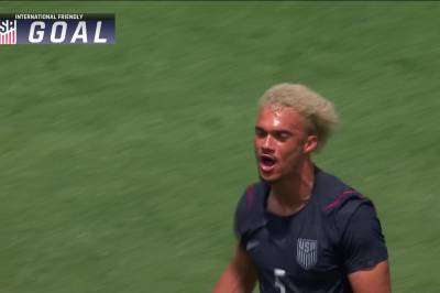 Antonee Robinson scorer mot Tyskland