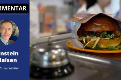 De er noen luringer, tenker du. Og biter i burgeren