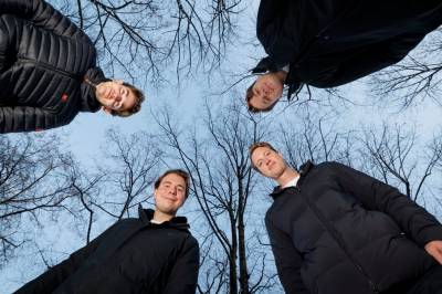 Norske KI-gründere bygger teknologien konsulentbransjen frykter