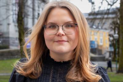 Kari var åtte år då ho lærte å frykte rynker