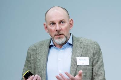 Oslo Børs steg 0,6 prosent til ny sluttrekord 1.870,56. Autostore steg 4 prosent på Amazon-rykter.