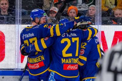 Storhamar er norgesmestre for tiende gang: – Nå kan de sprette champagnen