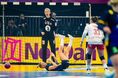 Reagerer på veteranens prisdryss: – Altfor god til å gi seg