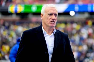Frankrike-trener Didier Deschamps bekymret for Norges VM-stadion
