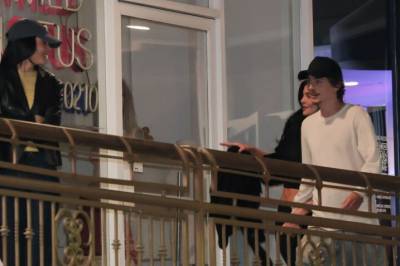 Tatt på fersken - med svigerinnen