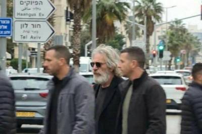 Derfor tror enkelte at Epstein lever