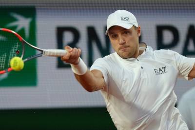 Casper Ruud rystet motstanderen