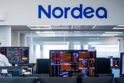 Vurderer å stramme inn på bruken av hjemmekontor