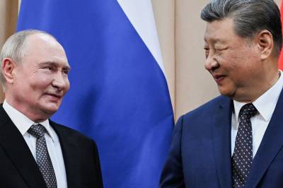 Putin, Xi og andre mektige menn samlet til toppmøte i Sentral-Asia