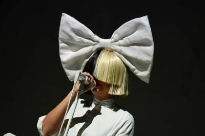 Må ut med sjokkbeløp hver måned