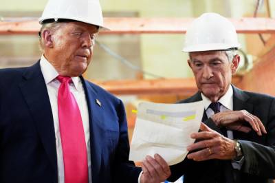 Donald Trump: - Raser mot sentralbanksjefen - igjen: - Idiot!