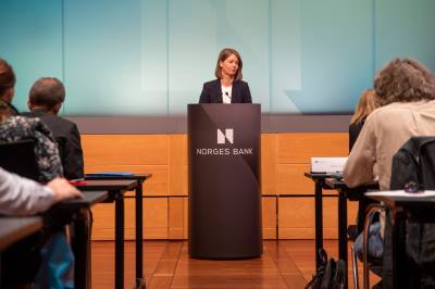 Inflasjonsdebatten: Også «Oslo-skolen» ble tatt på senga