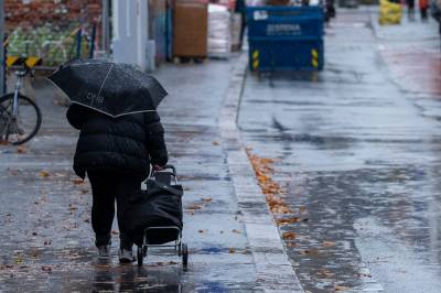Snart slutt på regnværet på Østlandet – men bergenserne må hente frem paraplyen