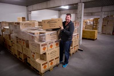 Har solgt for over 60 millio­ner i året. Nå er de solgt til utlan­det.