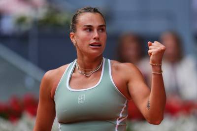 Tennisener åpner for boikott i pengekrangel