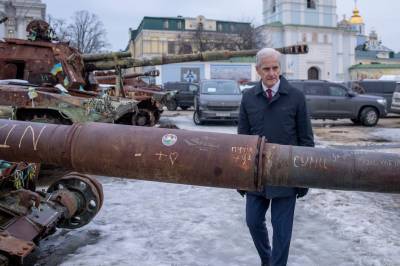 Støre ble igjen i Kyiv – fortsetter besøket