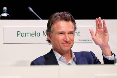 Største kursfall på halvt år: Toppsjefen gir seg