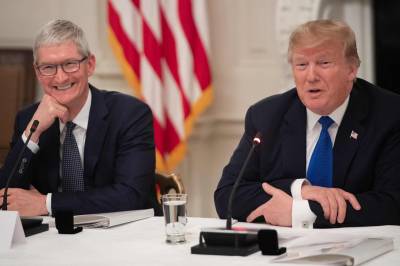 Trump refser Apple: – Nå må du bygge i USA
