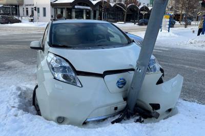 Søkte etter fører av stjålet bil