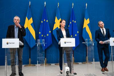 Statsepidemiologen i Sverige trekker seg – og kommer med en tordentale