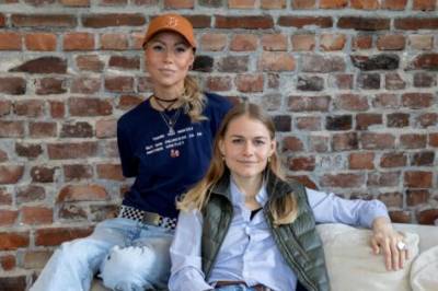 (+) – Jeg hadde ikke levd i dag uten tvang, sier Yrja. Nå skal historien hennes bli bok