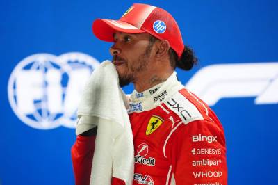 Tidligere Formel 1-sjef avslører: Hadde hemmelig møte med Hamilton